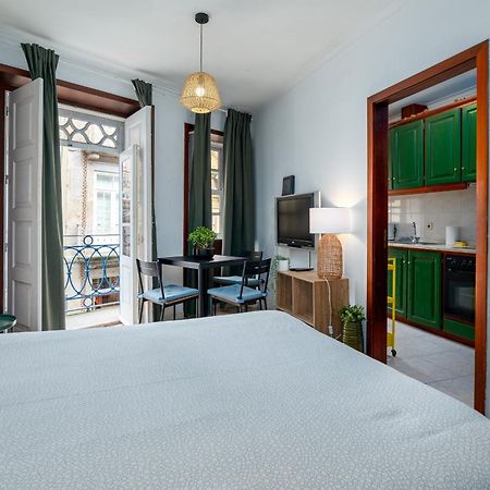 Ferienwohnung Renovated Feb25 Clerigos Cozy Balcony With Self Check In Porto Exterior foto